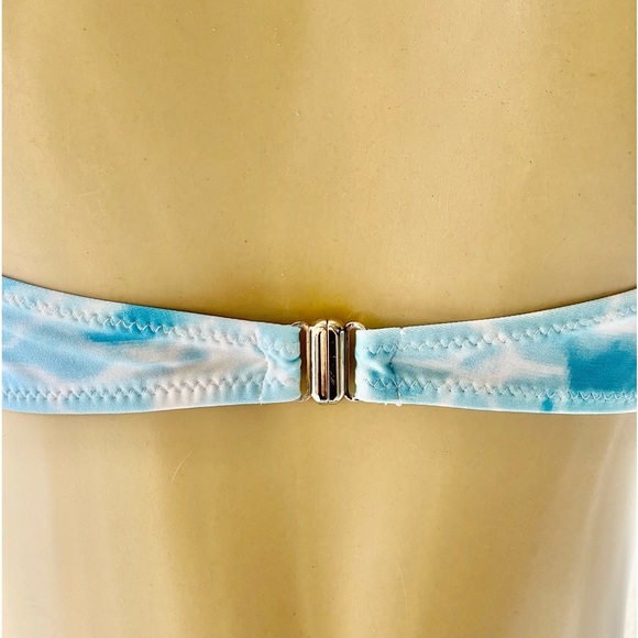 Cupshe Bikini 👙 - Picture 12 of 16